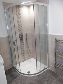 Herts Home Extensions St Albans bathrooms and shower cubicle